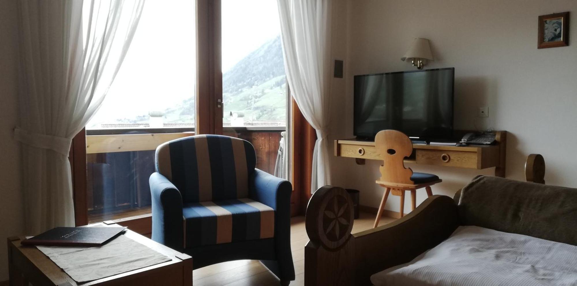 Ferienwohnungen St Hippolyt Mit Hallenbad Lagundo Zewnętrze zdjęcie